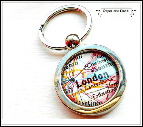 London,England,Map,Key,Chain,london map, map key chain,Accessories,Keychain,map,travel,destination,father,journey,home,keys,house,world_wide,custom,london_england,vintage_map,map_keychain,fabric,paper,resin