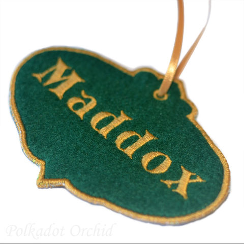Personalized,Christmas,Ornament,with,Custom,Embroidered,Name,Christmas ornament, personalized, custom, name, embroidered