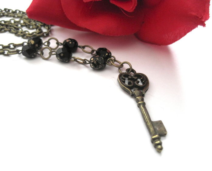 Victorian Brass Key Necklace Vamps Jewelry Gothic Victorian Jewelry