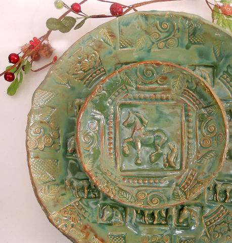 Ceramic,Serving,Bowls,Nesting,Horse,Equestrian,Emerald,Green,12,7,with,feet,horse pottery, horse bowl, nesting bowls