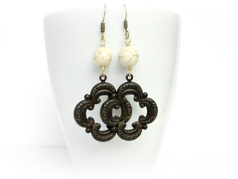 Antiqued,Quatrafoil,Earrings,quatrafoil earrings,quatrafoil,antiqued earrings,cream,brown,earrings,handmade,brass earrings