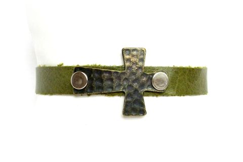 Green,Leather,Cross,Cuff,Bracelet,leather cuff,cuff bracelet,green leather bracelet,cross cuff,cross bracelet