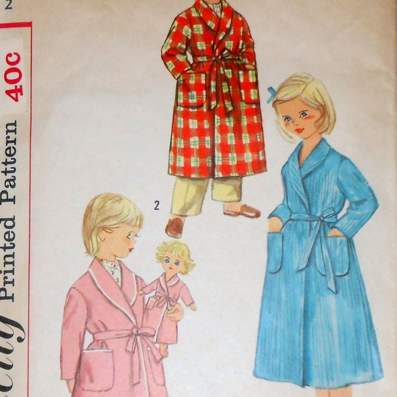 Toddler Robe Boy Girl 1960s Pattern. Front Wrap Shawl Collar