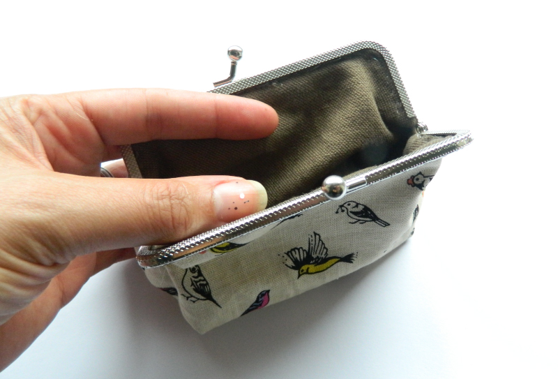 8 Amazing Christmas Money Saving Tips