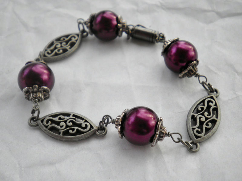 Deep Purple Pearl and Gothic Gray Bracelet - product image