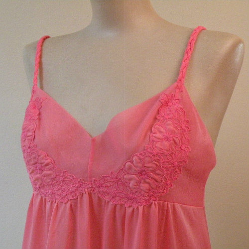 70s Sweet Blush Henson K Nightgown - product image