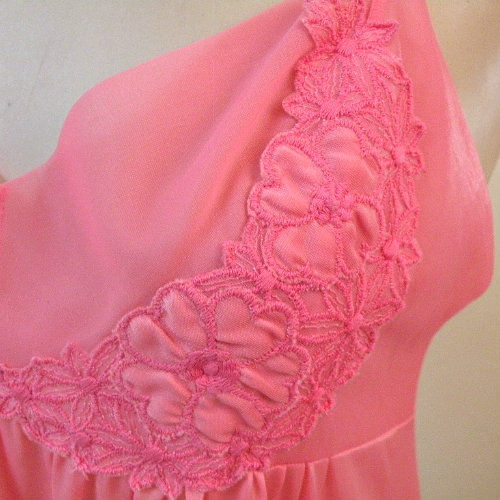 70s Sweet Blush Henson K Nightgown - product image