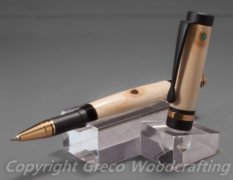 Custom,Pen,from,a,Branch,make a pen from a tree branch