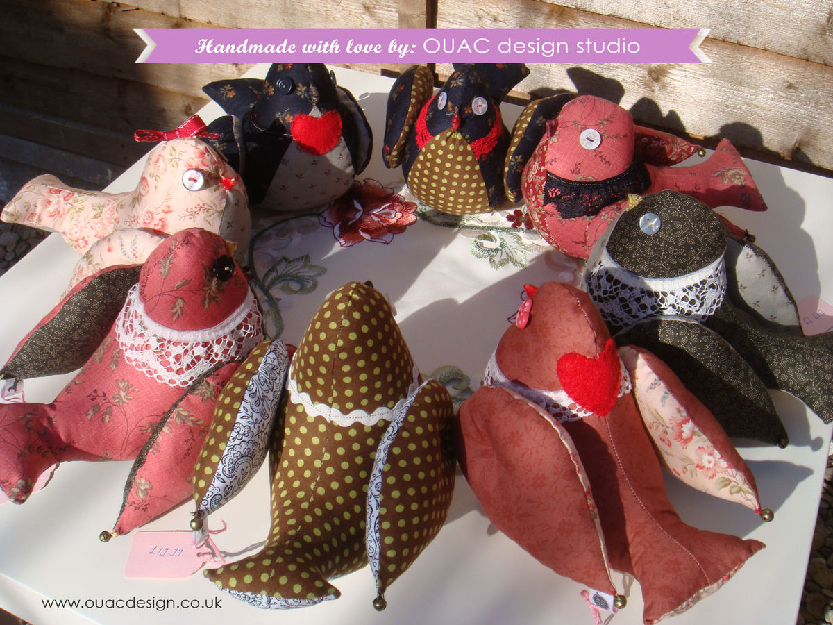 L.O.V.E Pigeon, Luxury Pigeon Ornament with cute bells for Home. FREE ...