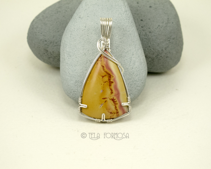 rhyolite pendant tela formosa