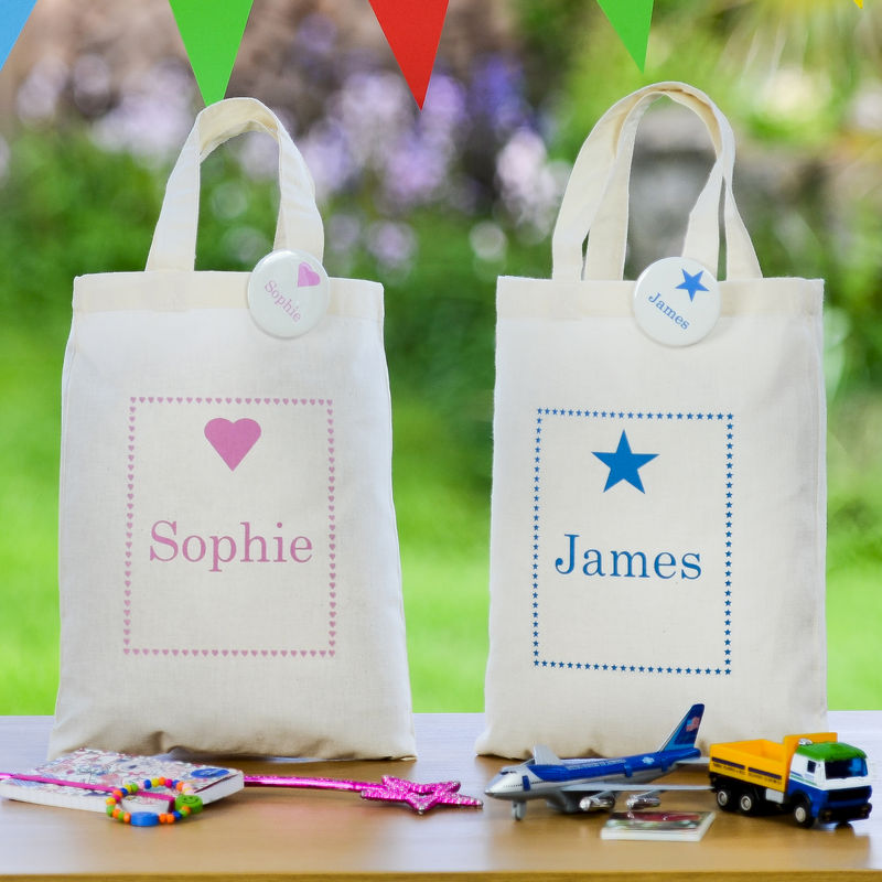 Personalised Childrens Party Gift Bag & Badgeandreafays