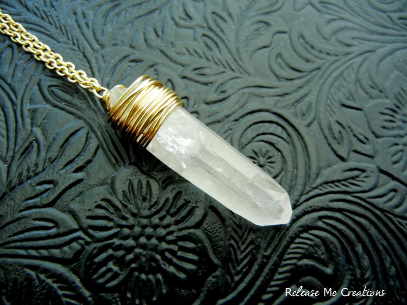 Quartz Wire Wrapped Crystal Point Healing Necklace - product image  
