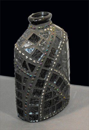 Black,Deco,black mosaic vase