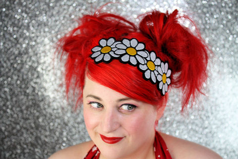 Daisy,Chain,Headband,,Cute,Flowers,Accessories,Hair,Headband,headpiece,flower_headband,dasies,daisy_headband,daisy_chain,daisy_chain_headband,floral,cute_headband,white_flowers,janinebasil,adult_headband,womans_headband,daisies,polyester_felt,rayon_thread,elastic