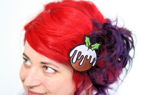 Christmas,Pudding,Hair,Clip,,Barrette,,Holly,,Brown,,White,,Green,and,Red,Accessories,Clip,women,hair_barrette,christmas_hair_clip,hairclip,christmas_barrette,rhinestones,sparkly_hair_clip,janinebasil,green,xmas_hair_clip,red,christmas_pudding,xmas_pudding,polyester_felt,rayon_thread,elastic