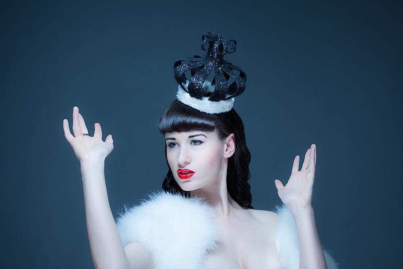 Burlesque Queen of Hearts crown, Pick your colour - product images  of 