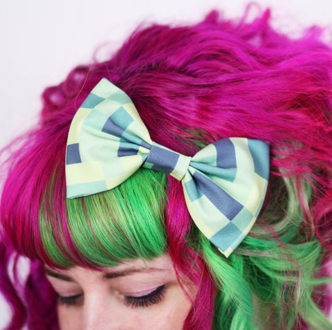 Pixel,Print,,Green,Hair,Bow,Clip,Hair Bow, hair clip, spots, polka dots