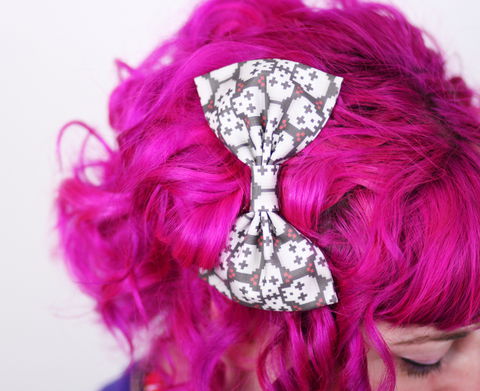 Pixel,Skulls,Hair,Bow,,8,Bit,hair,clip,,Black,,White,and,Red,Hair Bow, hair clip, spots, polka dots