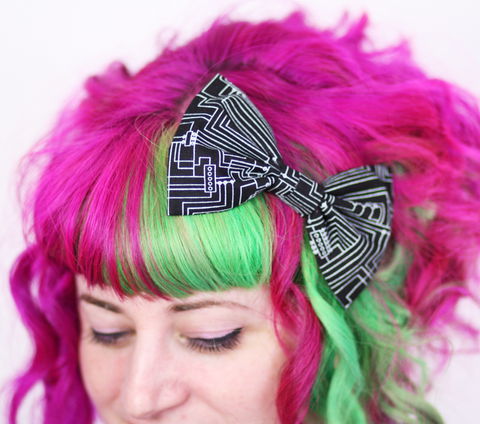 Black,and,White,Circuit,Board,Bow,,Geek,Print,Hair Bow, hair clip, spots, polka dots