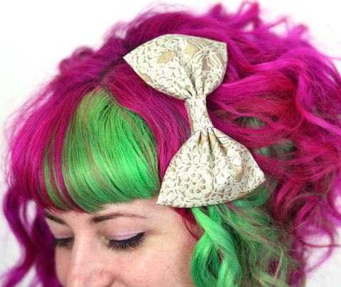 Cochet,Print,Hair,Bow,,Beige,Clip,Hair Bow, hair clip, spots, polka dots