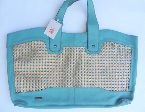 Pre,owned,Stefanel,Bag,Designer,Green,Leather,Oversized,Woven,Purse,Tote,Italian,Large,Shoulder,pebble grain leather bag, pre owned stefanel bag, italian leather bag, green leather bag, oversized stefanel bag, stefanel shoulder bag, stefanel large tote, large designer bag, woven natural fiber bag, leather weekender, green cruise bag, large leather t