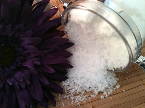 Vieux,Carre',Vanilla,Salt,Soak,Bath_and_Beauty,Bath,Salts,body,soak,salts,vegan,fragrance,new_orleans,herbndevelopment,herbn_development,gift,christmas,spa,vanilla,white,dead_sea_salt,epsom_salt,baking_soda,sunflower_oil,fragrance_oil,colorant