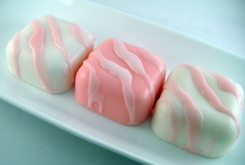 Petit Fours a' la Strawberries & Cream Soap - product images  of 