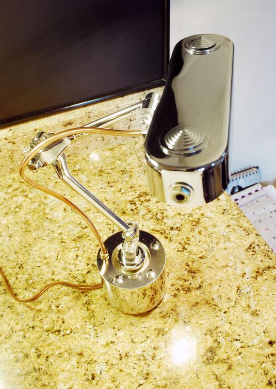 Lowrider Lamp - alternate image 3