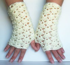 Cross-Over Long DC Fingerless Gloves | Free Crochet Pattern
