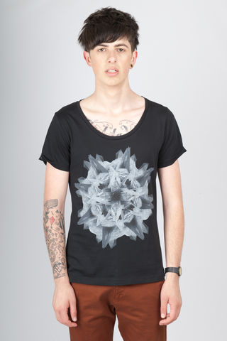 Radial,trikki, streetwear, scoop neck, low cut, wide collar, indie, festival, premium, t-shirt, cathedral, grunge, punk, fashion, style, london, gulio