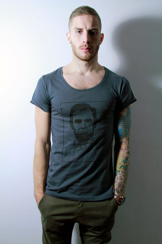 Abraham,Lincoln,trikki, michael jackson, streetwear, scoop neck, low cut, wide collar, indie, festival, premium, t-shirt, cathedral, grunge, punk, fashion, style, london, gulio