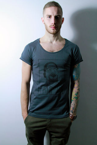 Malcolm,X,trikki, michael jackson, streetwear, scoop neck, low cut, wide collar, indie, festival, premium, t-shirt, cathedral, grunge, punk, fashion, style, london, gulio