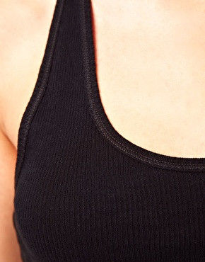 CROP PLAIN VEST - product image