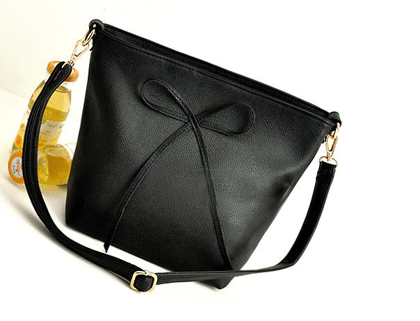BOW DECORATION MESSENGER BAG - product image