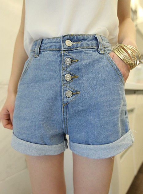 HIGH WAISTED DENIM SHORTS - product image