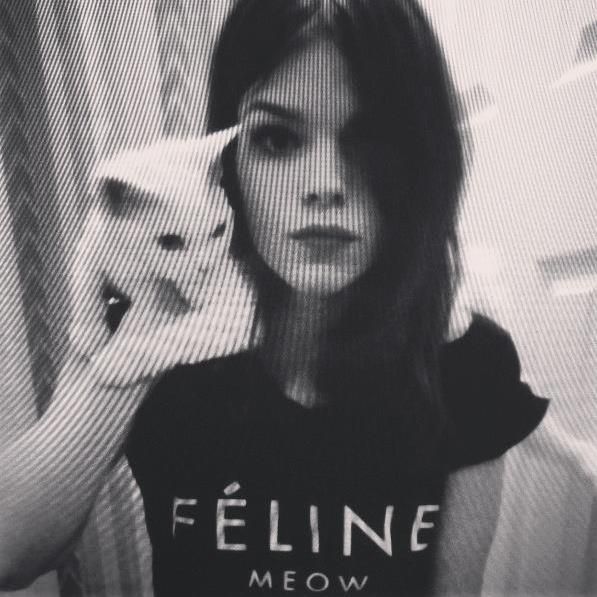 FELINE MEOW TEE - product image