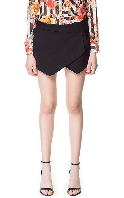 PANEL LAYER SHORTS - product image