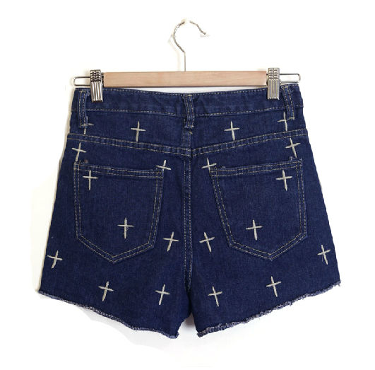 NAVY CROSS PATTERN DENIM SHORTS - product image