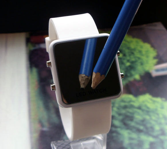 MINIMAL STYLE DIGITAL WATCH - product image