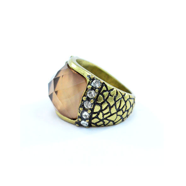 VINTAGE GOLD PATTERN WITH CRYSTALS RING - product image