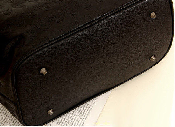 SKULL AND HANDKERCHIEF BAG - product image