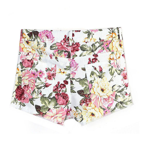 FLORAL PATTERN SHORTS - product image