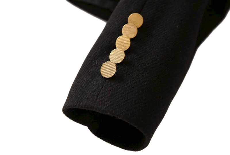 SHORT COAT WITH LARGE COLLAR - product image