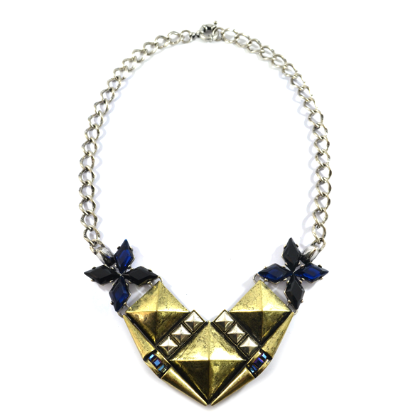 SQUARE WITH FLORAL NECKLACE - product image