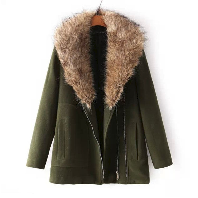 LARGE FUR COLLAR COAT - product image
