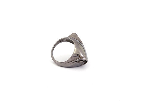 Kasia,Piechocka,-,Blind,Fish,Head,Ring,Kasia Piechocka, Lapel, Pendant, Jewellery, silver, gold, ring, jewelery, jewelry