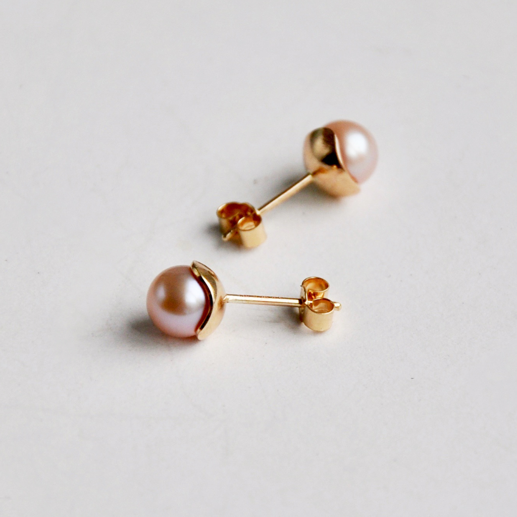 pearl jewellery by Katerina Damilos