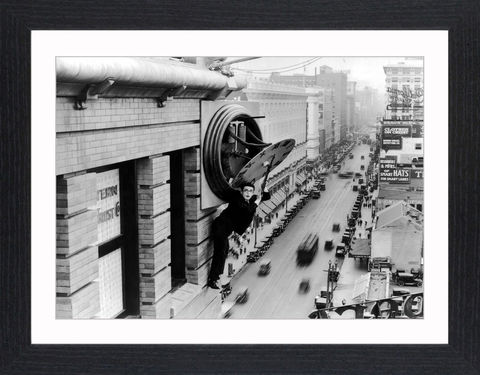 Harold,Lloyd,-,05,Picture, Photo, Photograph, Print, Framed Photograph, Icon, B&W, silent films, talkies, Harold Lloyd, Safety Last, comedian, silent film, stunts, 1920's