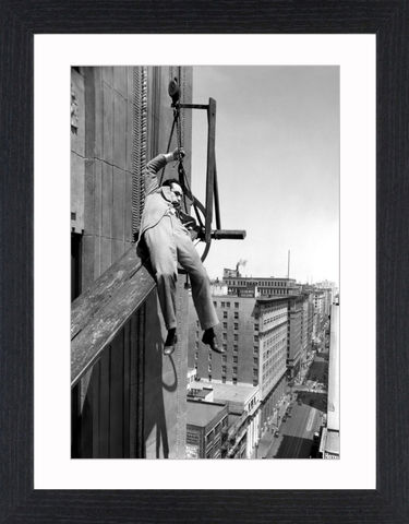 Harold,Lloyd,-,09,Picture, Photo, Photograph, Print, Framed Photograph, Icon, B&W, silent films, talkies, Harold Lloyd, Safety Last, comedian, silent film, stunts, 1920's