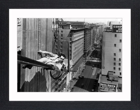 Harold,Lloyd,-,10,Picture, Photo, Photograph, Print, Framed Photograph, Icon, B&W, silent films, talkies, Harold Lloyd, Safety Last, comedian, silent film, stunts, 1920's